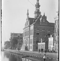 260px-Amsteldijk_64-67_enz_(vrnl)_Jacob_Olie_(max_res)